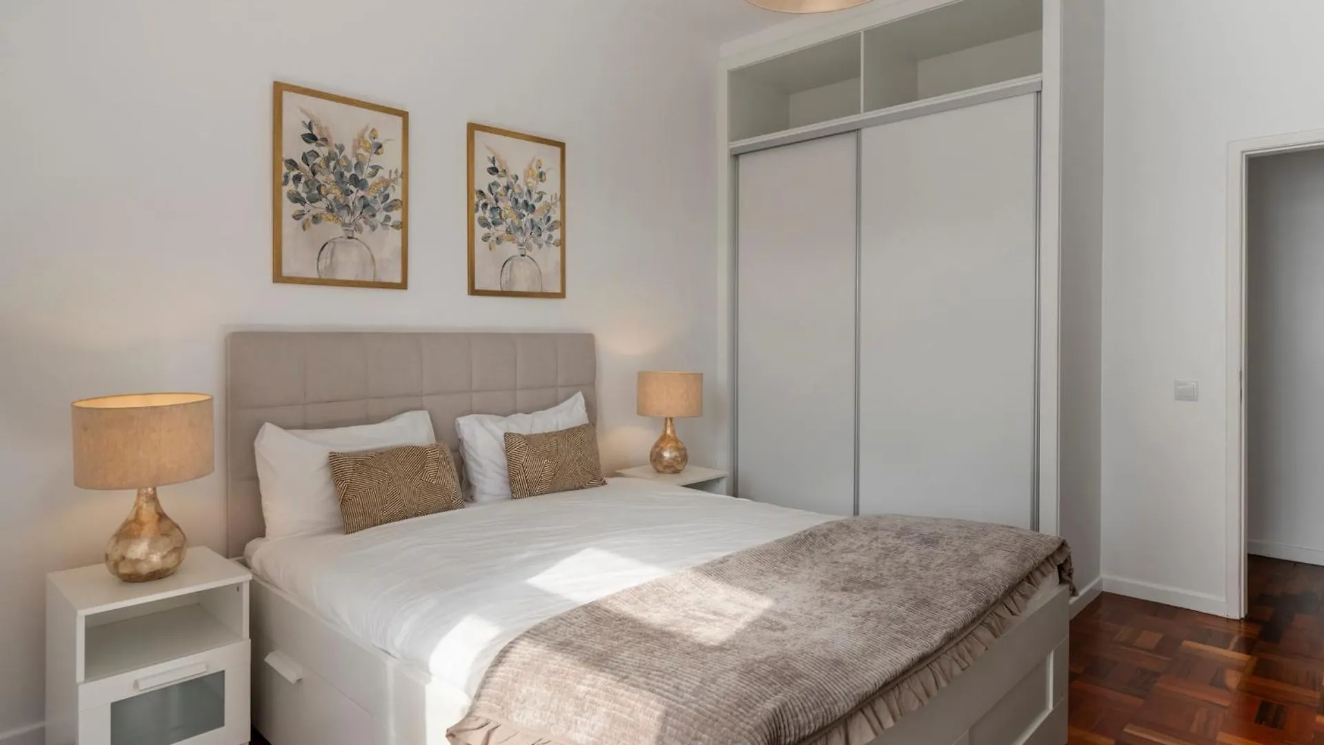 Casa Do Beiral By An Island Apart Santa Cruz  Holiday home Santa Cruz (Madeira)