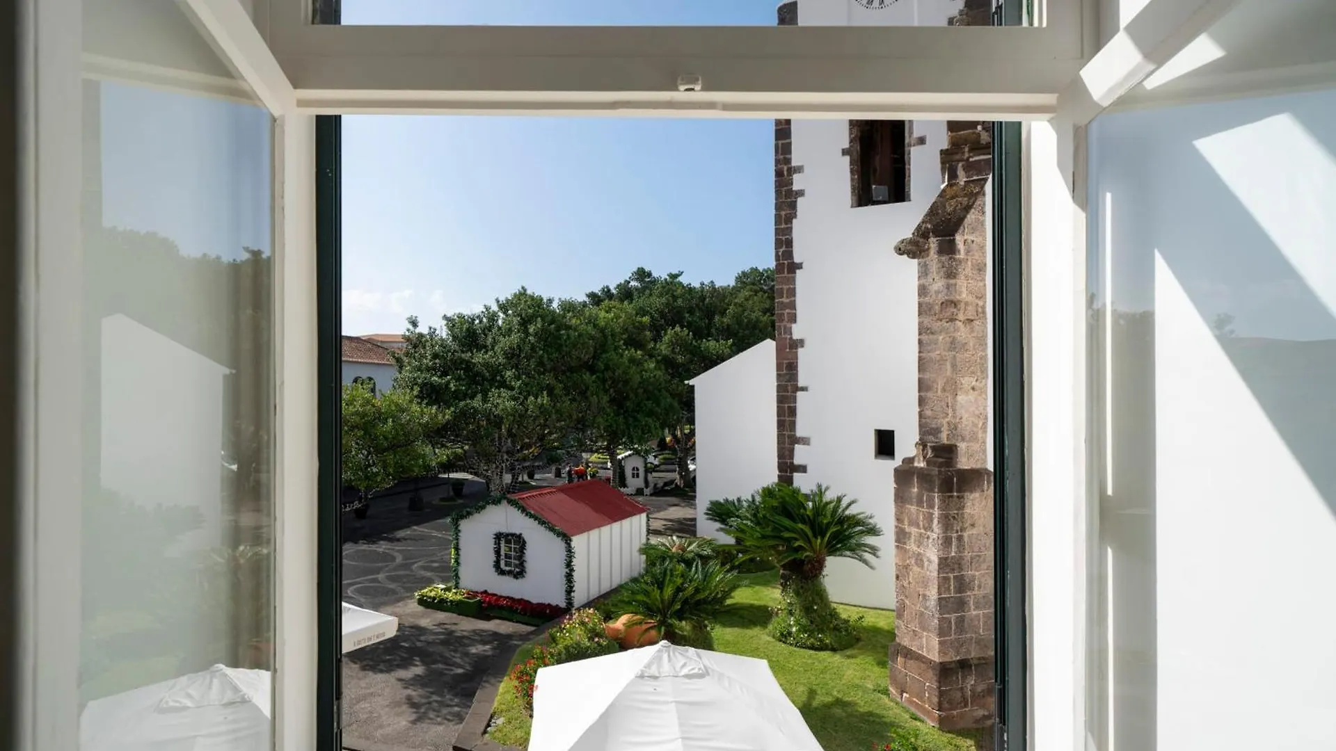 Casa Do Beiral By An Island Apart Santa Cruz  Portugalia